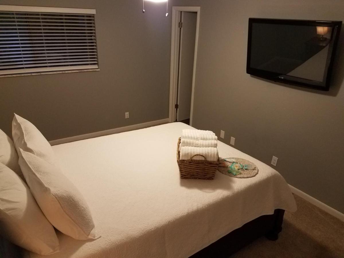 Cozy 3 Bed 2.5 Bath Located Near Busch Gardens Apartment Тампа Екстериор снимка